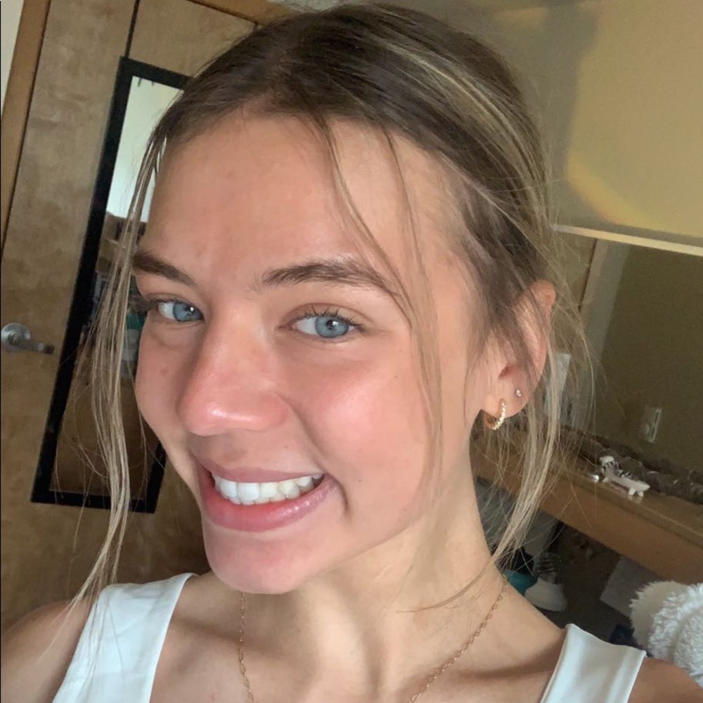 Meet your Posher, Hailey